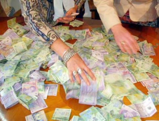 Guvernul acordă 59.300 lei pentru nevoiaşi